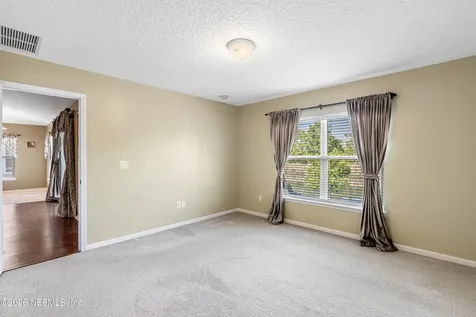 6933 Southern Oaks Drive W Jacksonville FL 32244