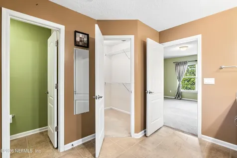 6933 Southern Oaks Drive W Jacksonville FL 32244