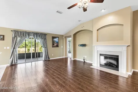6933 Southern Oaks Drive W Jacksonville FL 32244