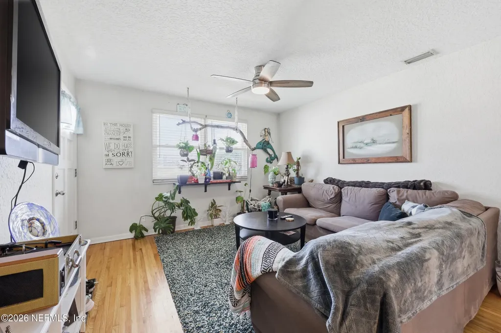 218 19th Avenue N Jacksonville Beach FL 32250