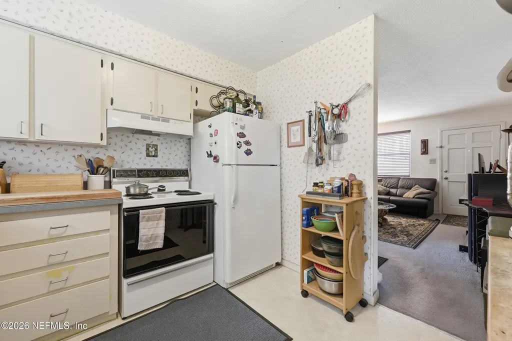 218 19th Avenue N Jacksonville Beach FL 32250
