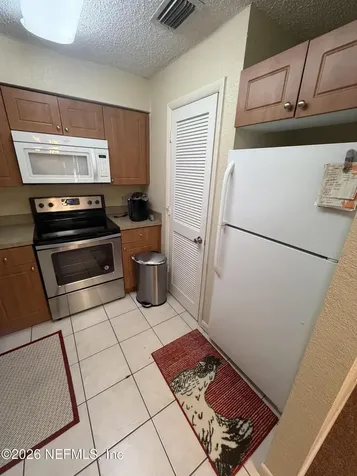 5811 Atlantic Boulevard Jacksonville FL 32207
