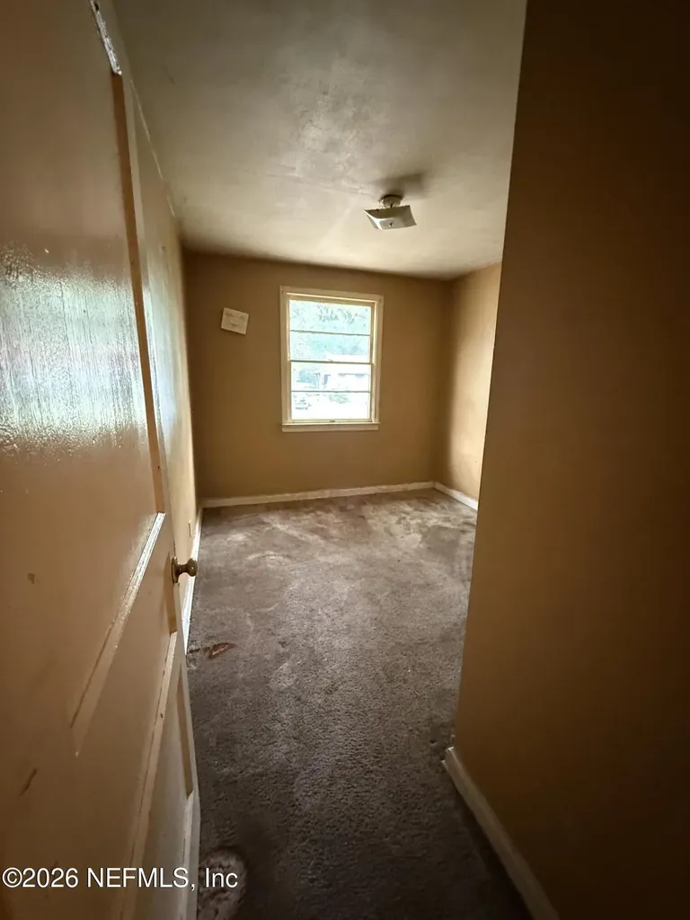 1037 Westbrook Circle W Jacksonville FL 32209