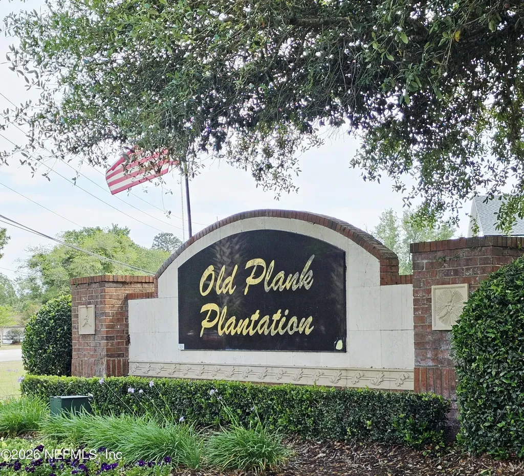 734 Martin Lakes Drive E Jacksonville FL 32220