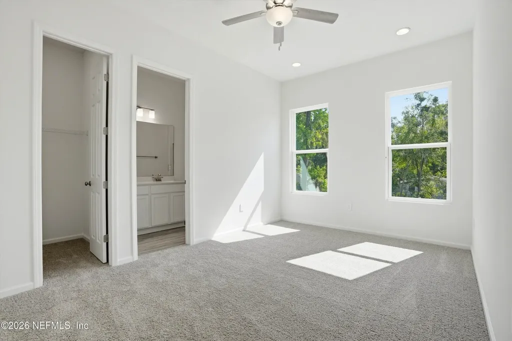 2985 Snell Street Jacksonville FL 32218