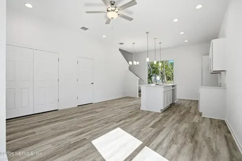 2985 Snell Street Jacksonville FL 32218