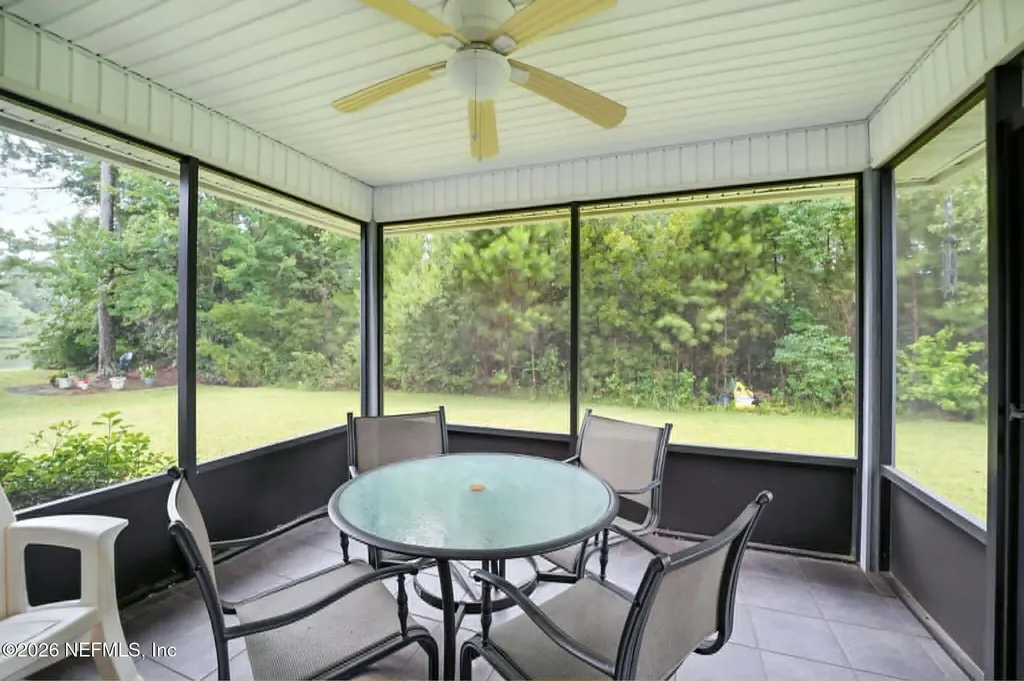 832 Heritage Lakes Drive Jacksonville FL 32218