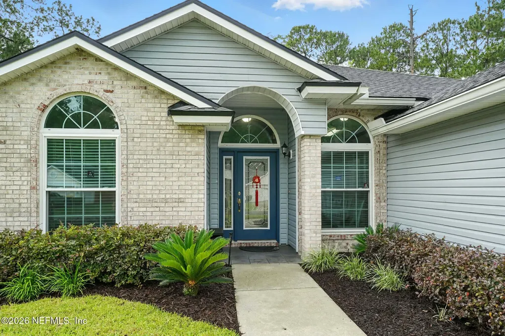 832 Heritage Lakes Drive Jacksonville FL 32218