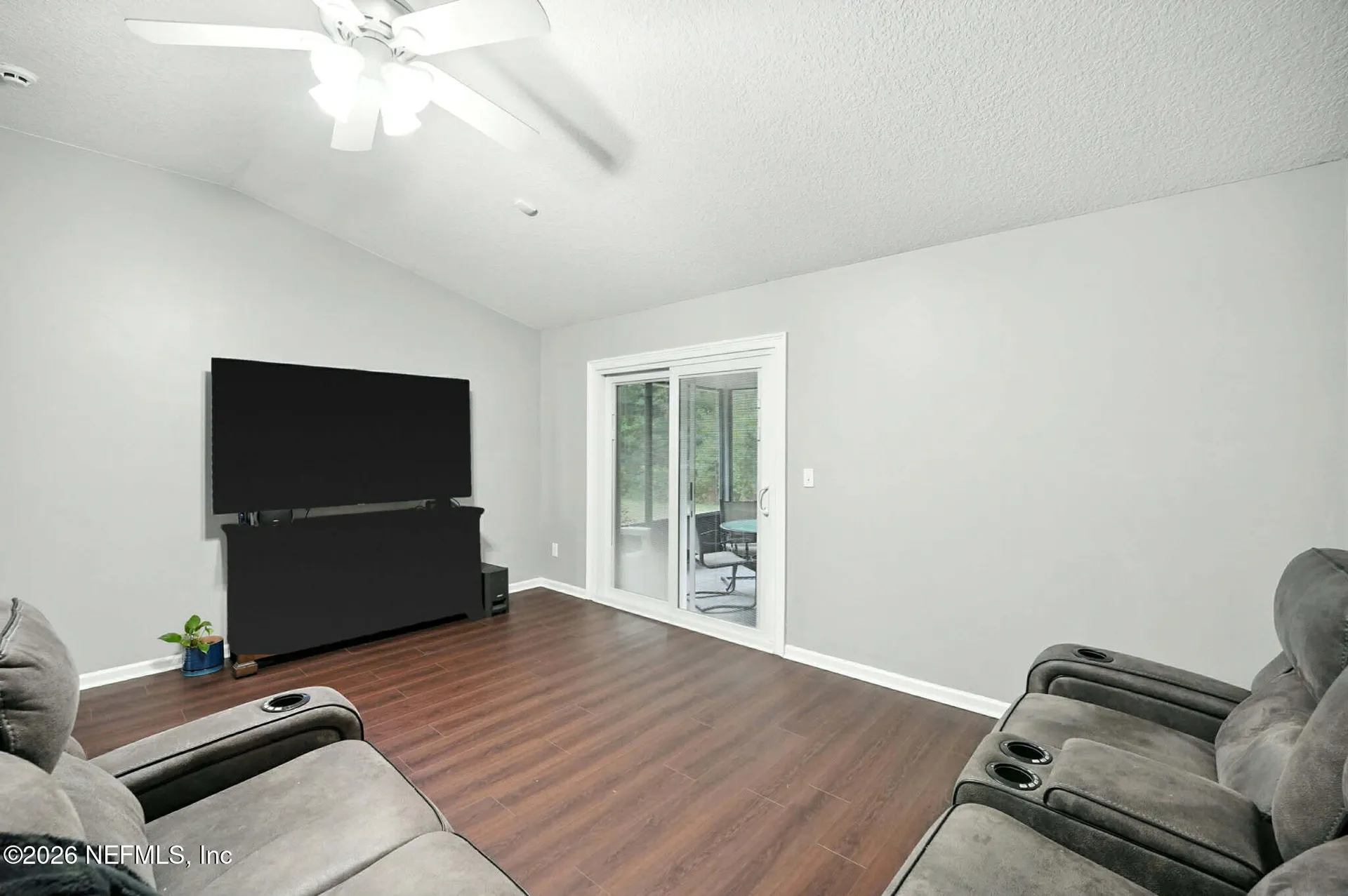 832 Heritage Lakes Drive Jacksonville FL 32218