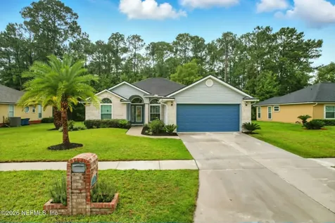 832 Heritage Lakes Drive Jacksonville FL 32218