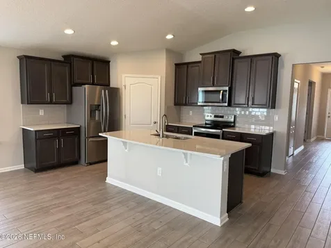 7713 Island Fox Road Jacksonville FL 32222