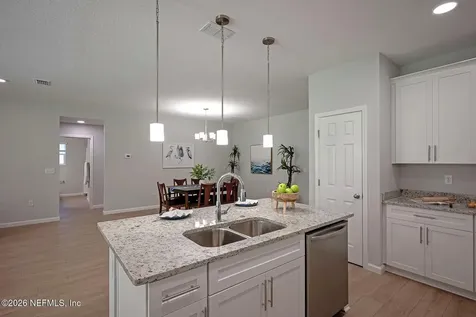 2725 Chelton Road Jacksonville FL 32216