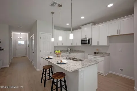 2725 Chelton Road Jacksonville FL 32216