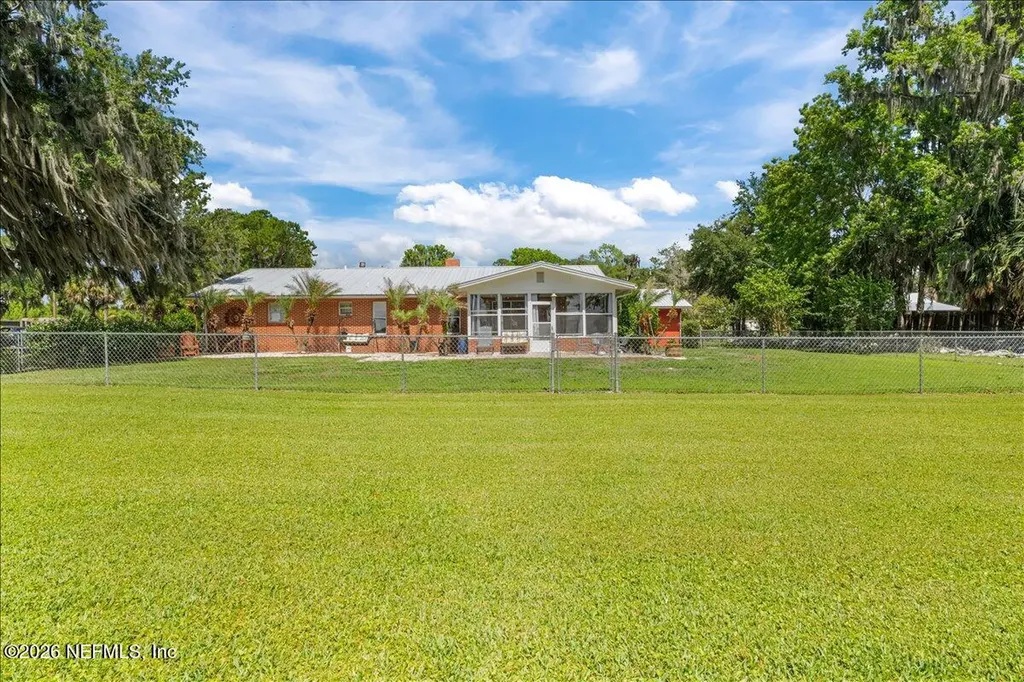 117 St Johns Fishing Lodge Road Crescent City FL 32112