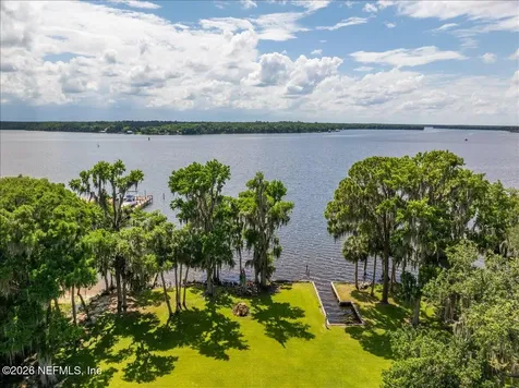 117 St Johns Fishing Lodge Road Crescent City FL 32112