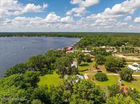 117 St Johns Fishing Lodge Road Crescent City FL 32112