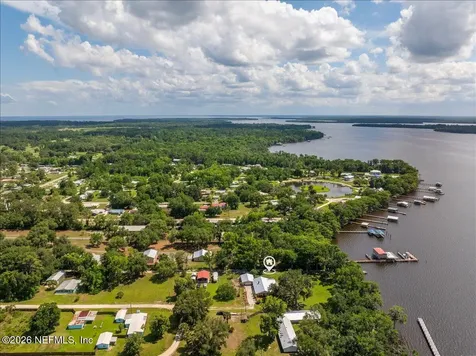 117 St Johns Fishing Lodge Road Crescent City FL 32112