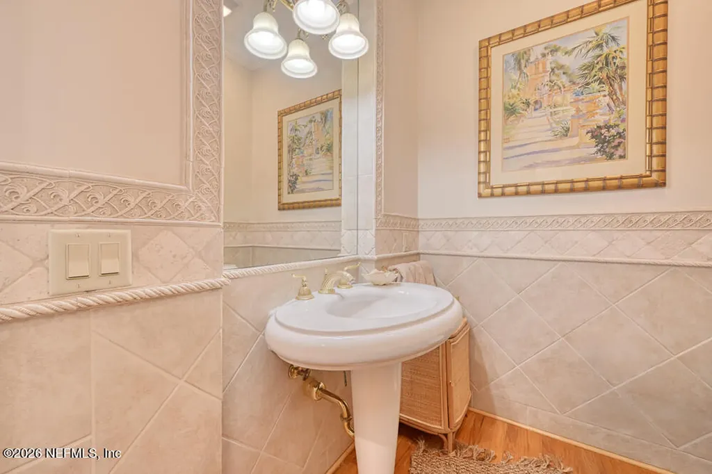 13656 Charter Court Jacksonville FL 32225