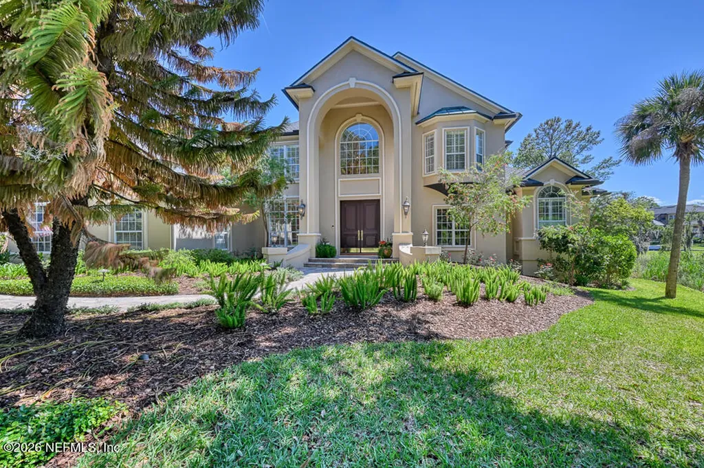 13656 Charter Court Jacksonville FL 32225