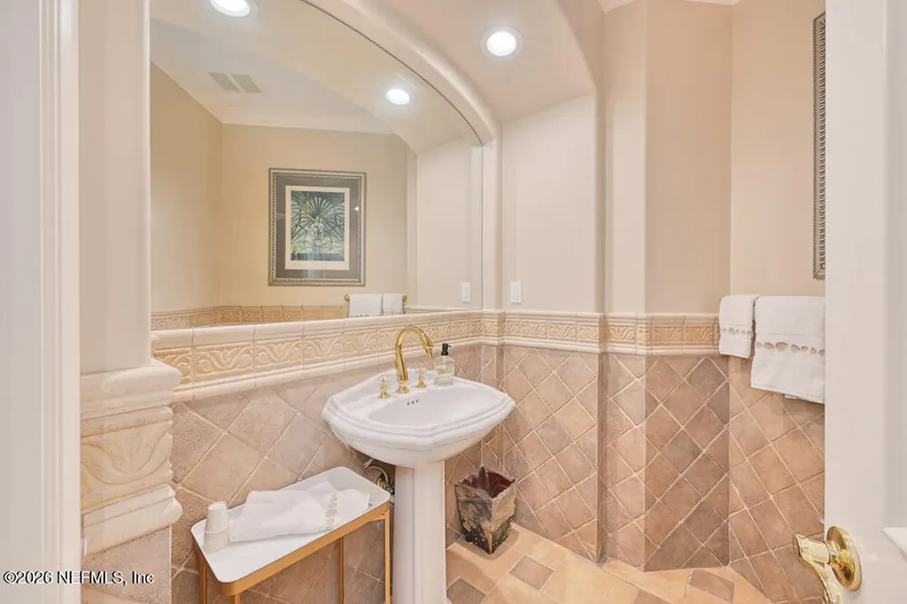 13656 Charter Court Jacksonville FL 32225