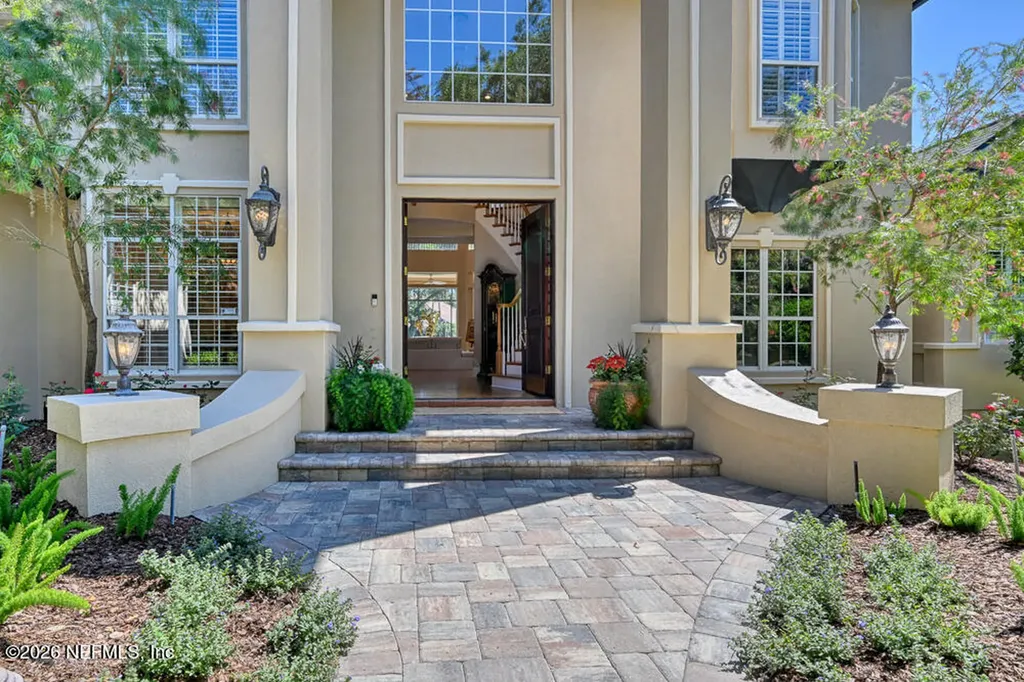 13656 Charter Court Jacksonville FL 32225