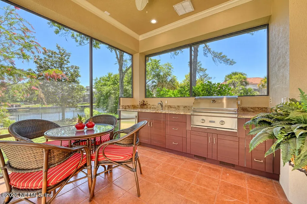 13656 Charter Court Jacksonville FL 32225