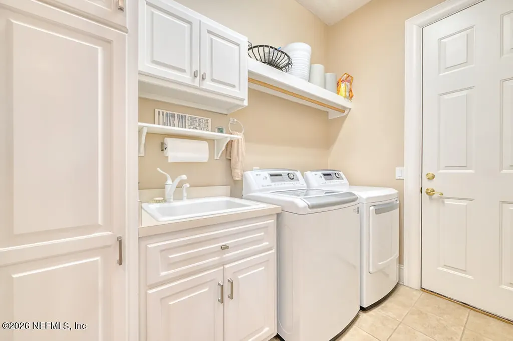 13656 Charter Court Jacksonville FL 32225