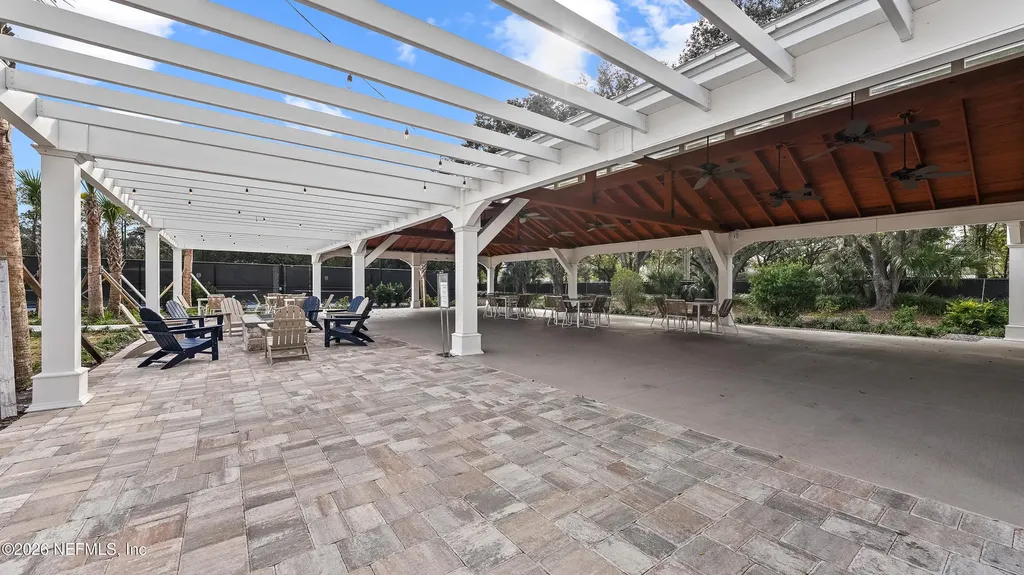 13656 Charter Court Jacksonville FL 32225