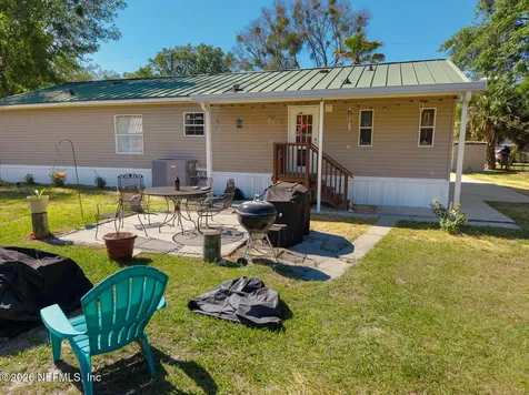 106 Wateroak Road Satsuma FL 32189