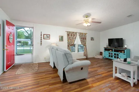 106 Wateroak Road Satsuma FL 32189