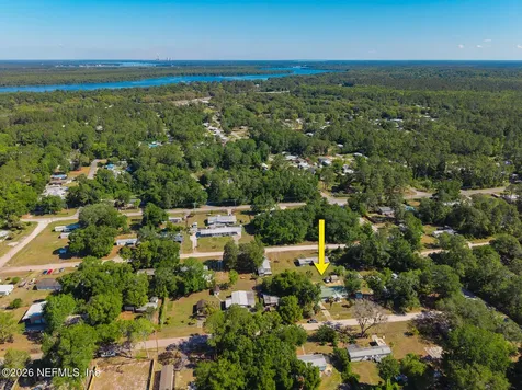 106 Wateroak Road Satsuma FL 32189