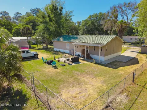 106 Wateroak Road Satsuma FL 32189