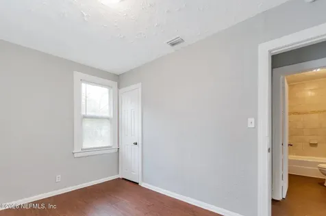 2862 Woodland Street Jacksonville FL 32209