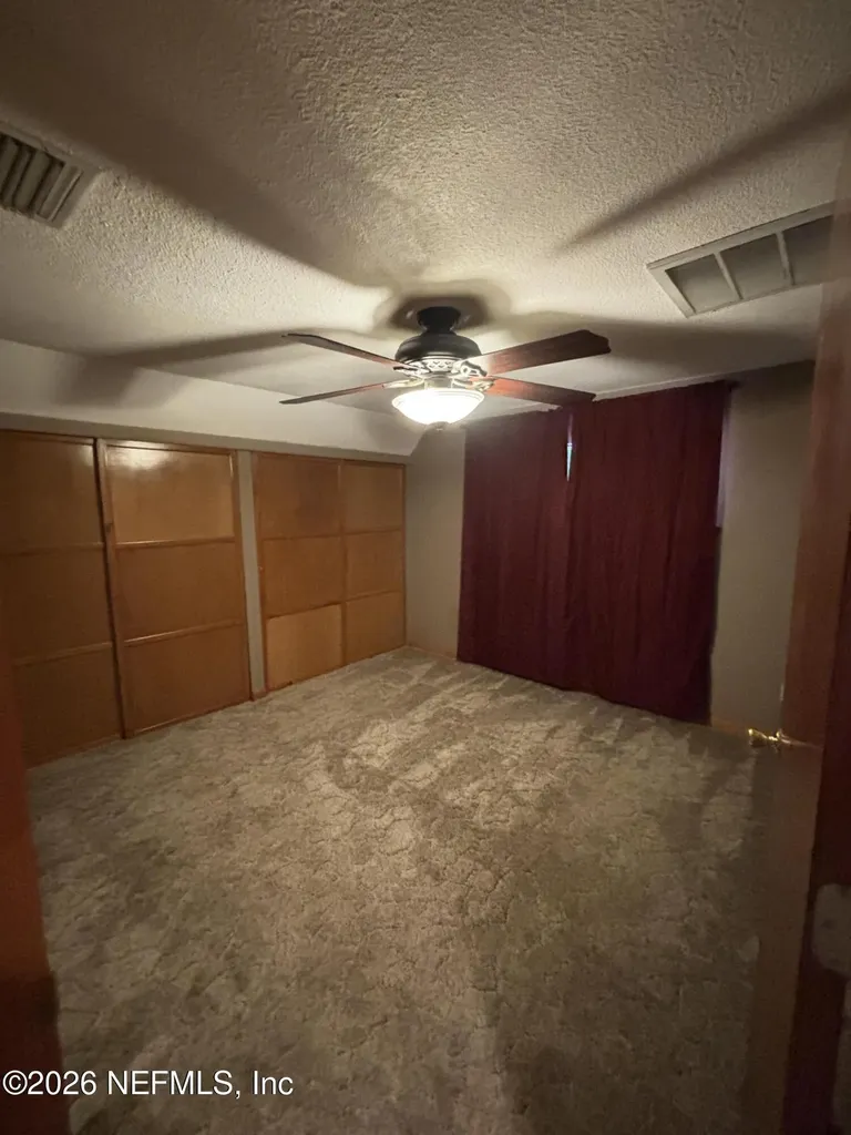 177 Central Avenue San Mateo FL 32187