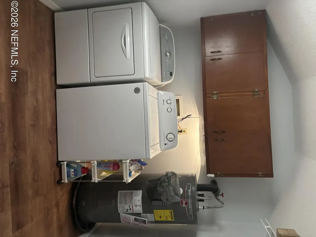 177 Central Avenue San Mateo FL 32187