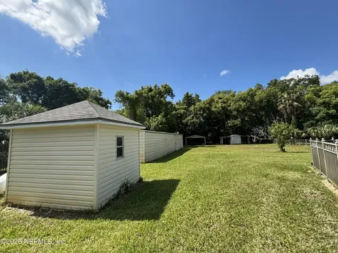 177 Central Avenue San Mateo FL 32187