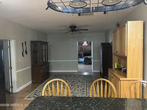 177 Central Avenue San Mateo FL 32187