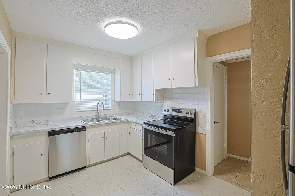 223 Elmore Street Green Cove Springs FL 32043