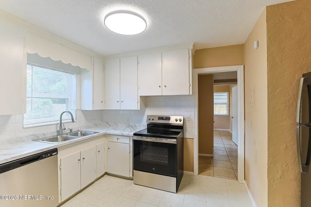 223 Elmore Street Green Cove Springs FL 32043