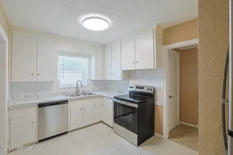 223 Elmore Street Green Cove Springs FL 32043