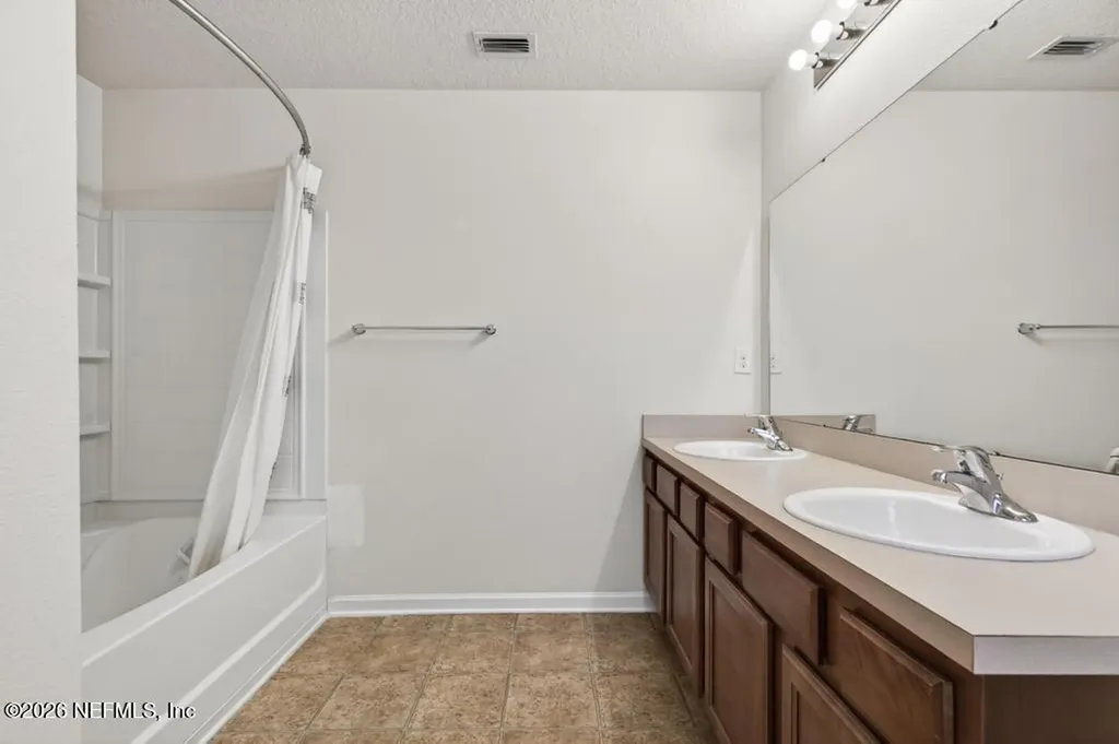 45047 Amhurst Oaks Drive Callahan FL 32011