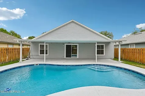 912 Buttercup Drive St. Johns FL 32259