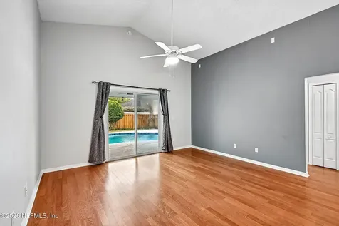 912 Buttercup Drive St. Johns FL 32259