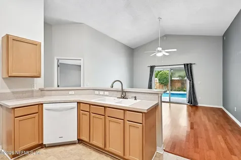 912 Buttercup Drive St. Johns FL 32259
