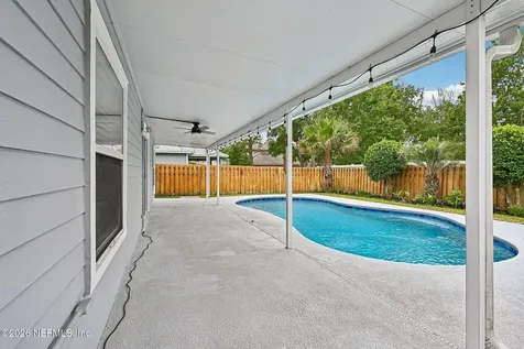 912 Buttercup Drive St. Johns FL 32259