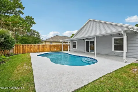 912 Buttercup Drive St. Johns FL 32259