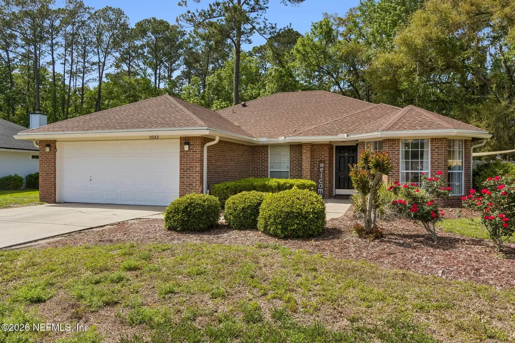 1033 Whirlaway Circle N Jacksonville FL 32218