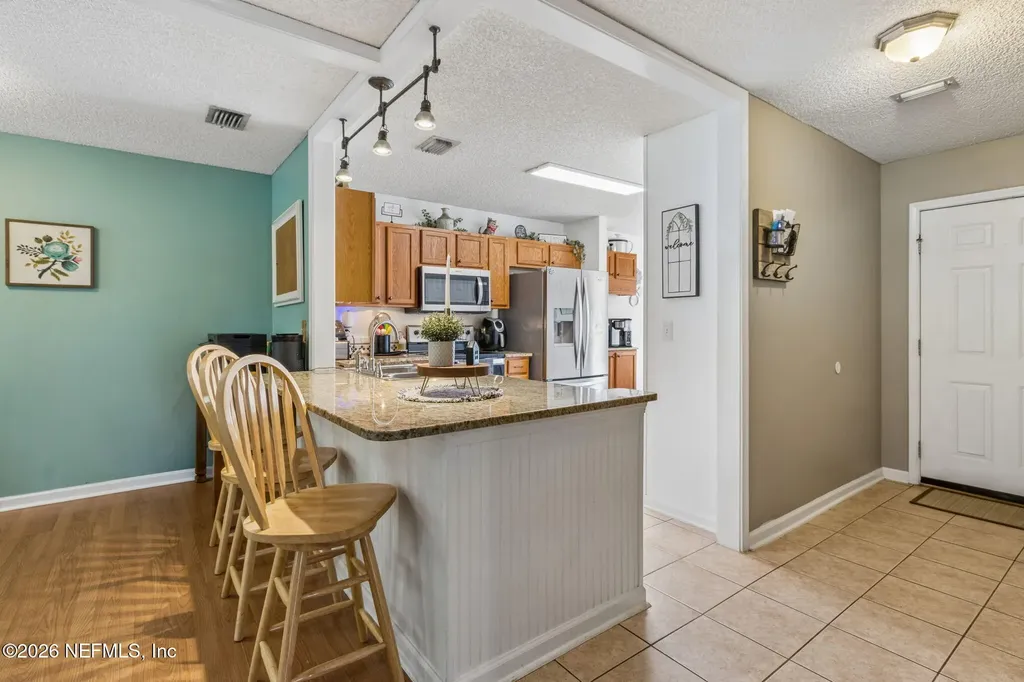 1033 Whirlaway Circle N Jacksonville FL 32218