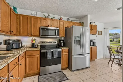 1033 Whirlaway Circle N Jacksonville FL 32218
