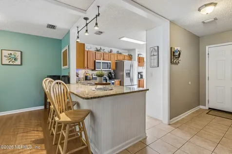1033 Whirlaway Circle N Jacksonville FL 32218